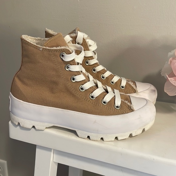 Converse all-star platform high top sneakers with faux Sherling lining - Picture 2 of 11